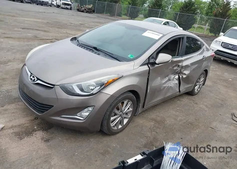 2014 Hyundai Elantra Limited/Se z USA, uszkodzony, nr VIN 5NPDH4AE8E8529041